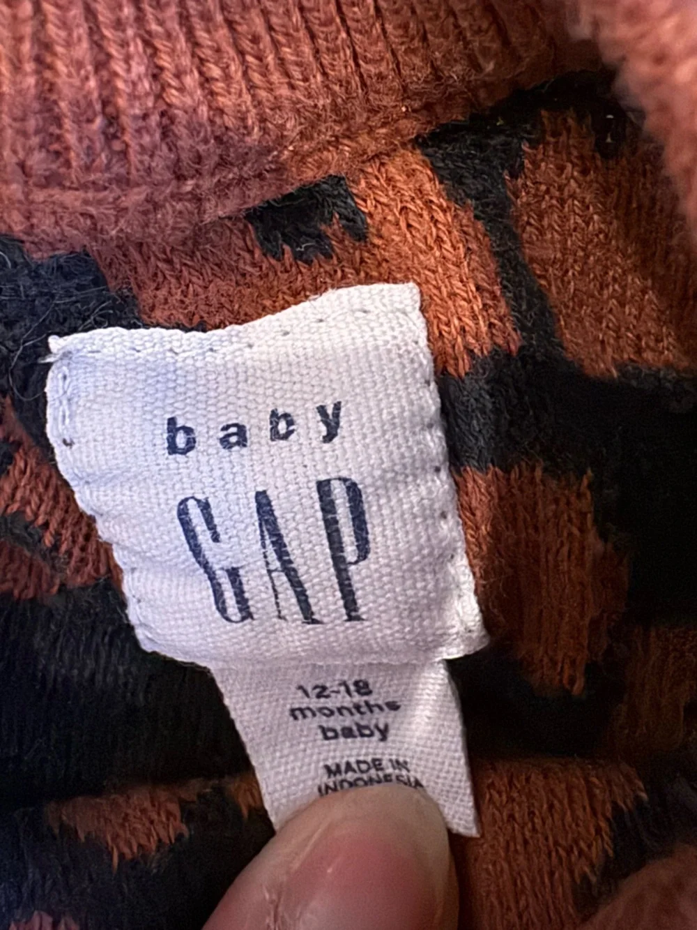 Baby GAP Brown & Black Leopard Crewneck Sweater Sz 12-18 months 100% cotton